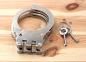 Preview: Handschellen mit Gelenk Double-Lock Stahl Fesseln Security 2 Schlüssel Silber