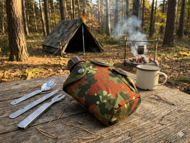Preview: US Feldflasche Army Trinkflasche Militär Camping Outdoor Survival Nierenbecher
