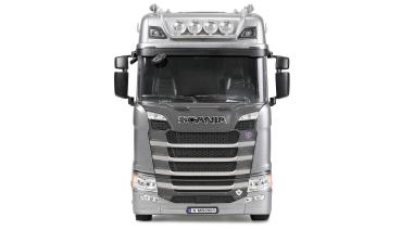 Amewi Scania 770 S Zugmaschine 6x4 1:18 RTR silber RC Modell ferngesteuert
