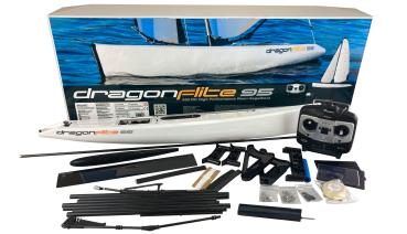 Preview: Amewi DragonFlite 95 Renn-Segelboot 950mm ARTR RC Boot RC Modell