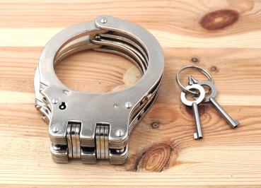 Preview: Handschellen mit Gelenk Double-Lock Stahl Fesseln Security 2 Schlüssel Silber