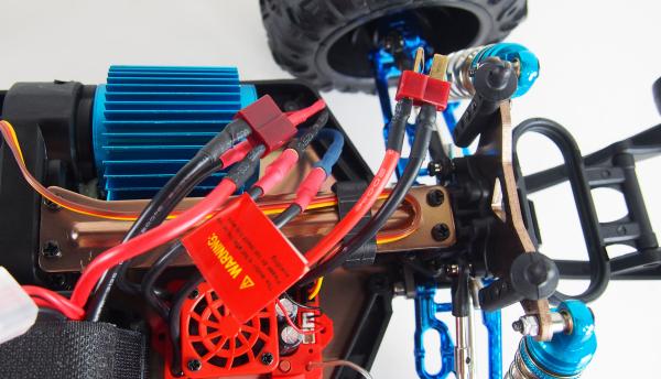 Amewi Crusher Monstertruck brushless 4WD 1:10 RTR RC Spielzeug RC Auto