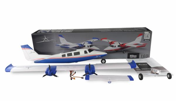Amewi AMXPlanes P68 Hochdecker 850mm PNP blau RC Flugzeug RC Modell