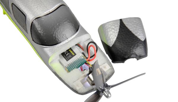 Amewi Cirrus SR22 brushless 520mm 4-Kanal 3D/6G RTF grün RC Flugzeug